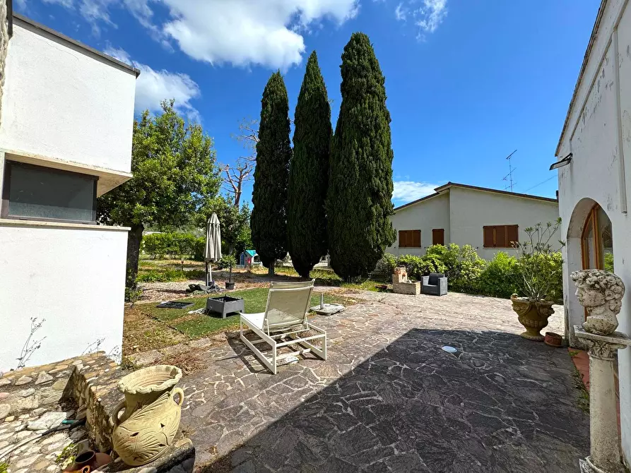 Immagine 16 di Locale commerciale in affitto  snc a Fermo