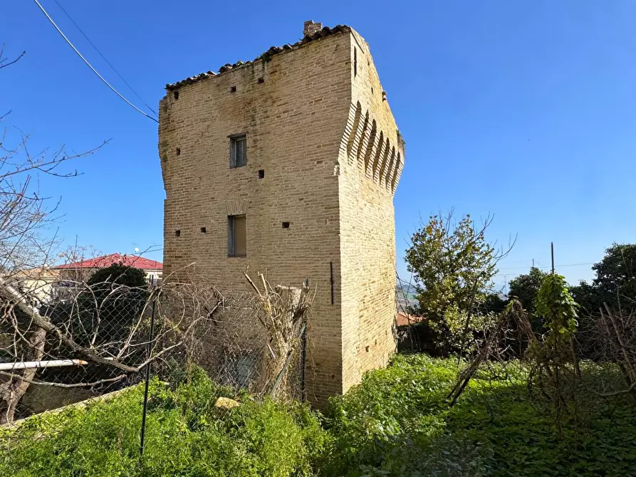 Immagine 2 di Casa indipendente in vendita  snc a Fermo