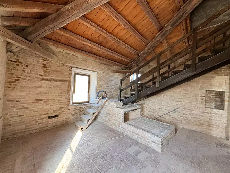 Immagine 16 di Casa indipendente in vendita  a Fermo