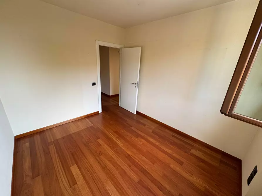 Immagine 11 di Appartamento in vendita  snc a Fermo