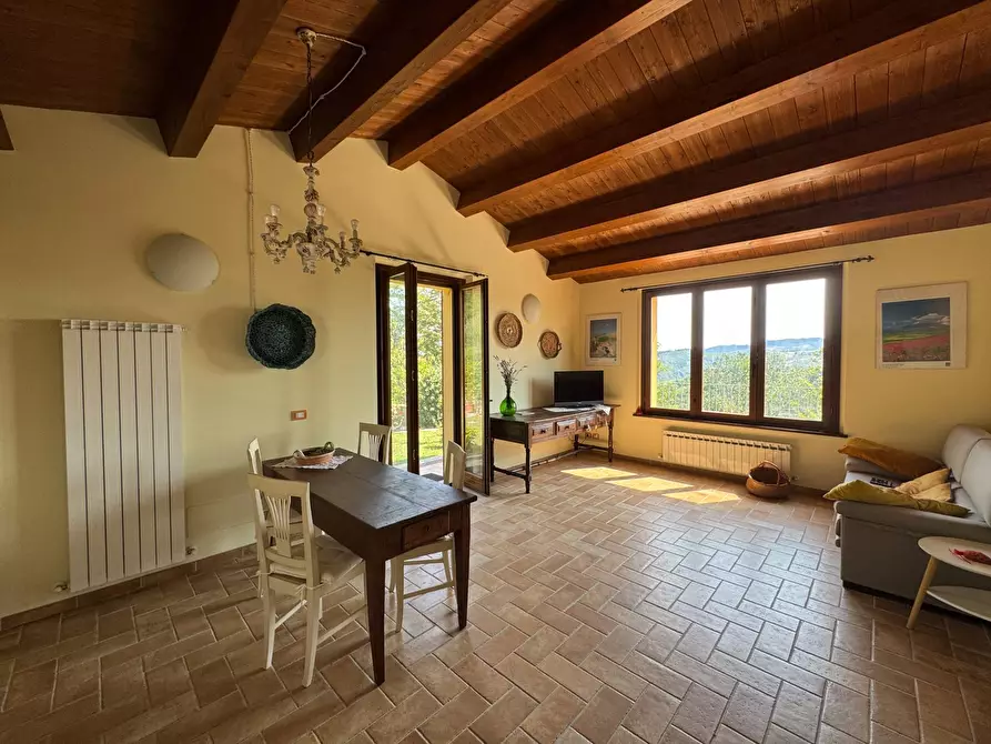 Immagine 11 di Villa in vendita  28 a Amandola