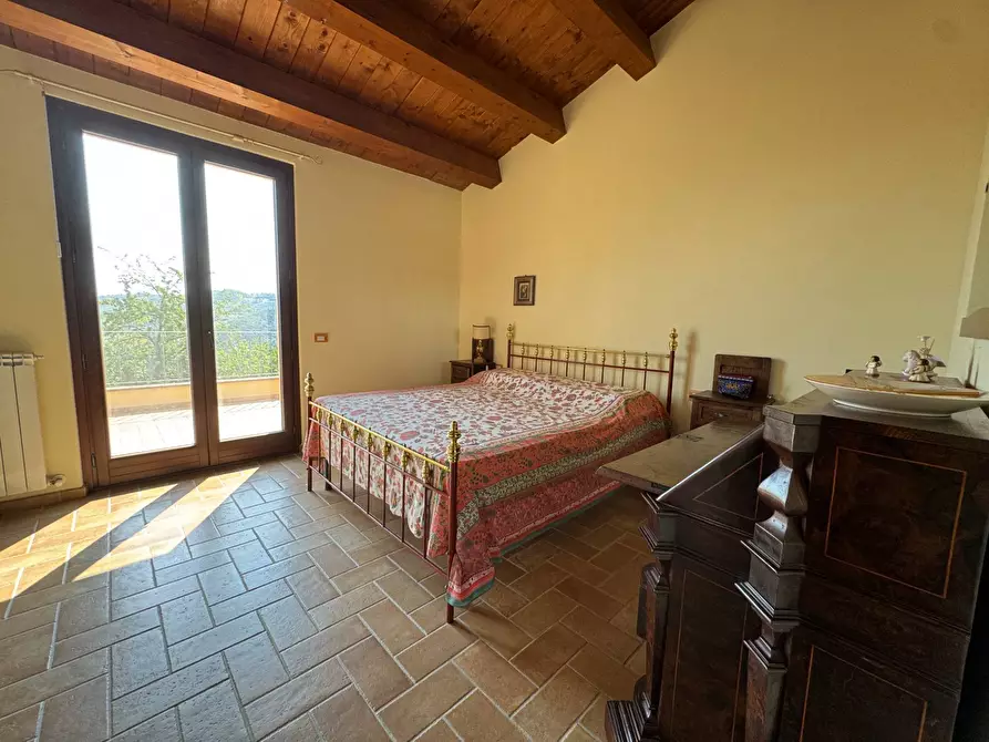 Immagine 17 di Villa in vendita  28 a Amandola