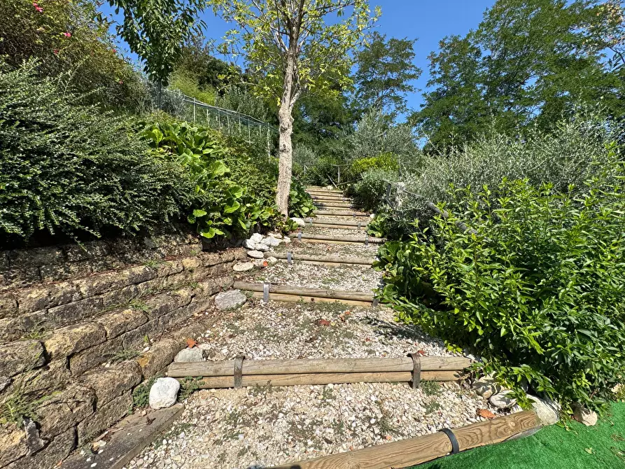 Immagine 5 di Villa in vendita  28 a Amandola