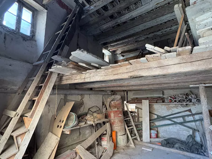 Immagine 6 di Casa indipendente in vendita  a Fermo