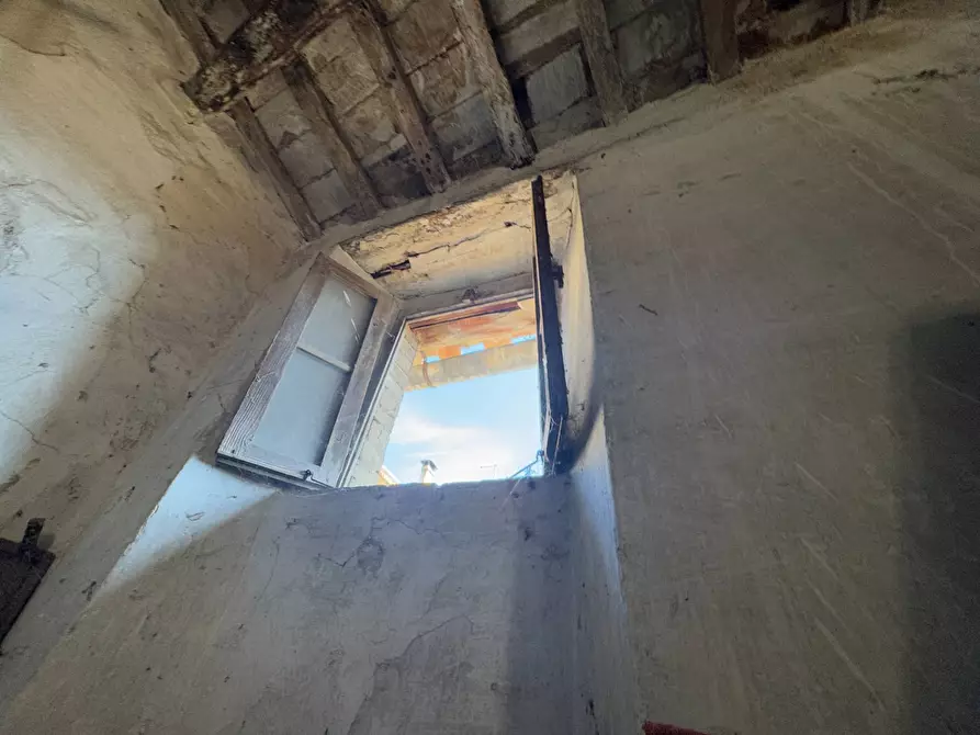 Immagine 9 di Casa indipendente in vendita  a Fermo