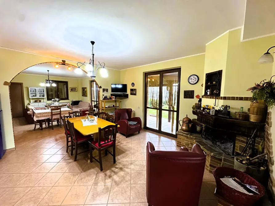 Immagine 6 di Rustico / casale in vendita  46 a Tolentino