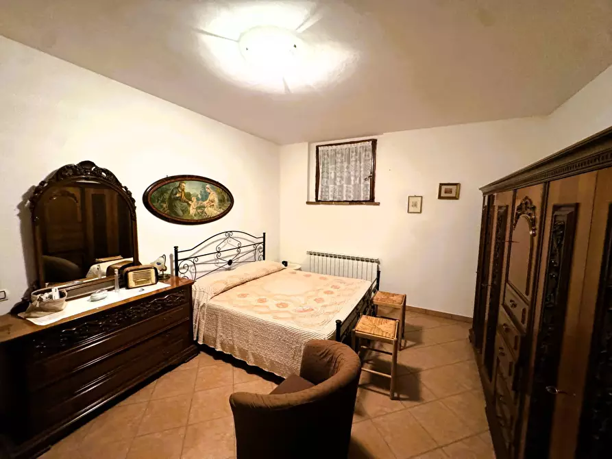 Immagine 9 di Rustico / casale in vendita  46 a Tolentino