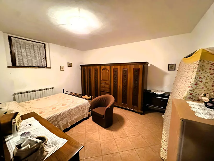 Immagine 10 di Rustico / casale in vendita  46 a Tolentino