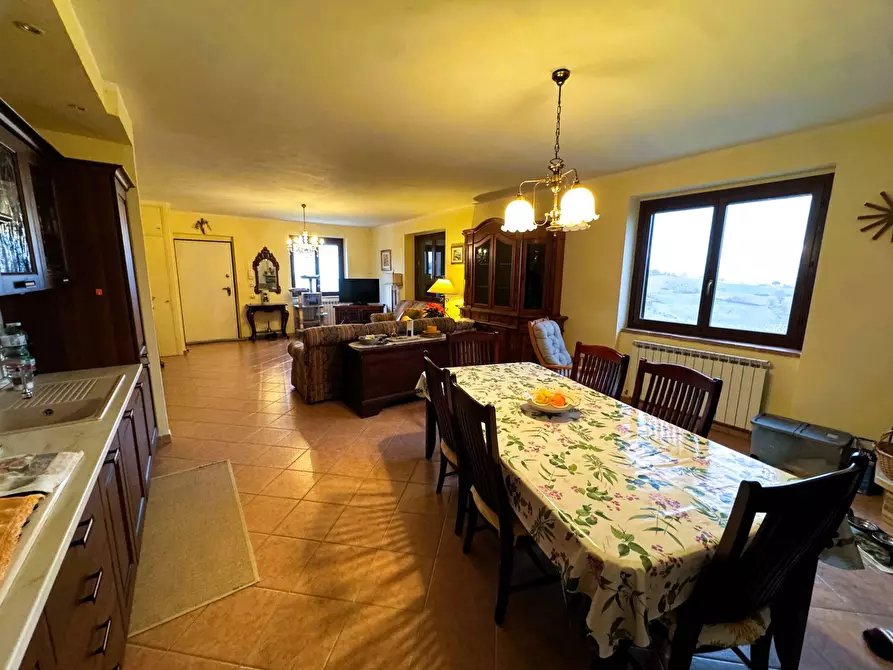 Immagine 15 di Rustico / casale in vendita  46 a Tolentino