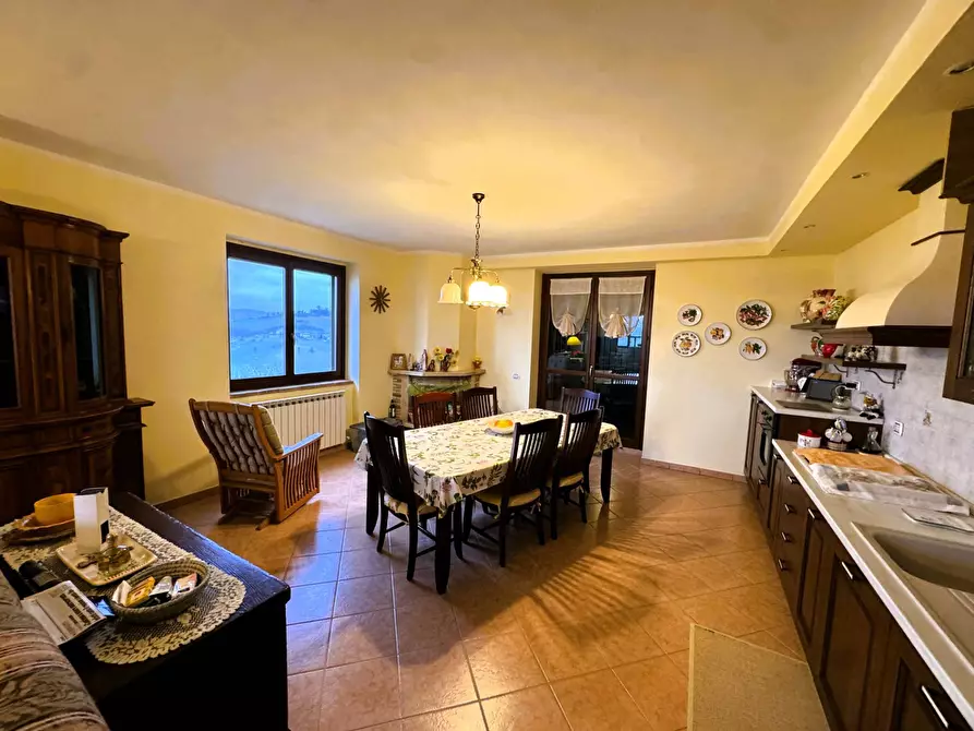 Immagine 16 di Rustico / casale in vendita  46 a Tolentino