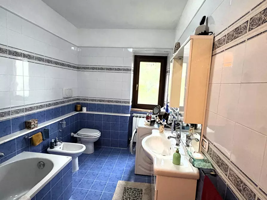 Immagine 17 di Rustico / casale in vendita  46 a Tolentino