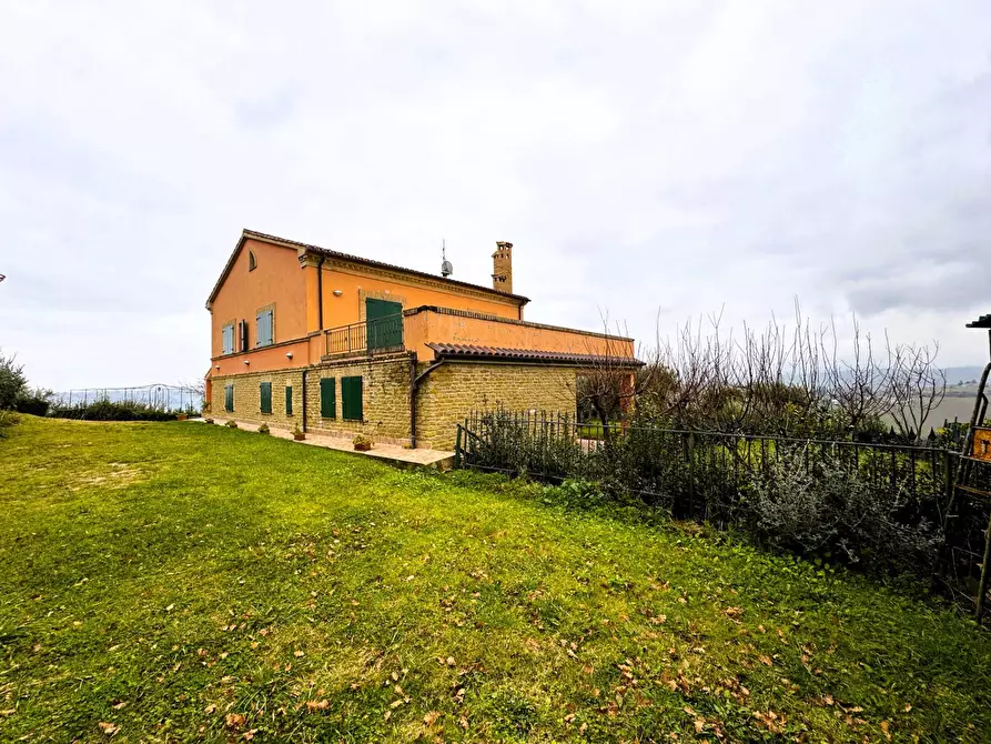 Immagine 26 di Rustico / casale in vendita  46 a Tolentino