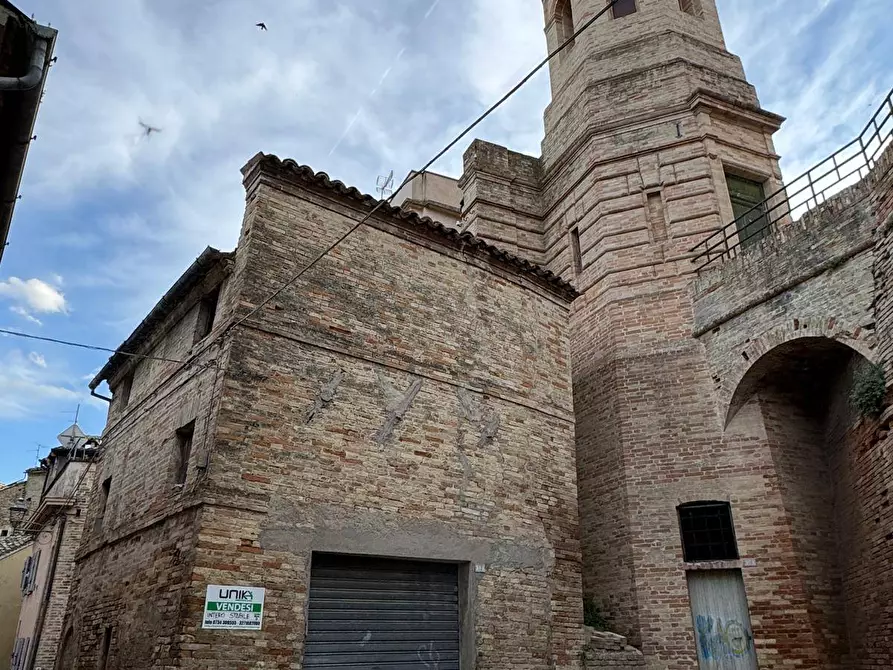 Immagine 1 di Casa indipendente in vendita  a Fermo