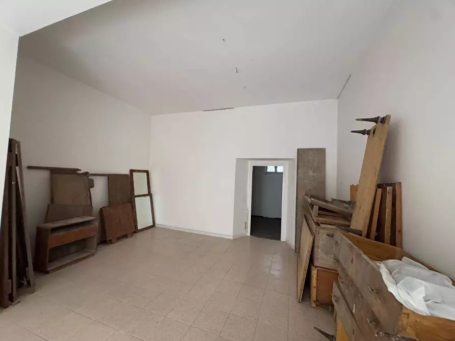 Immagine 9 di Casa indipendente in vendita  snc a Fermo