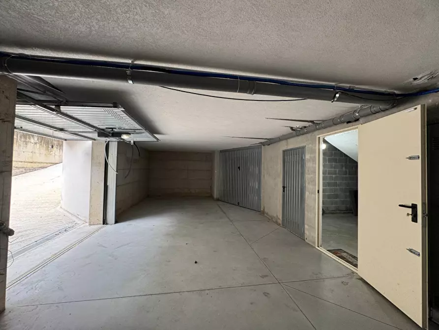 Immagine 26 di Casa indipendente in vendita  snc a Fermo