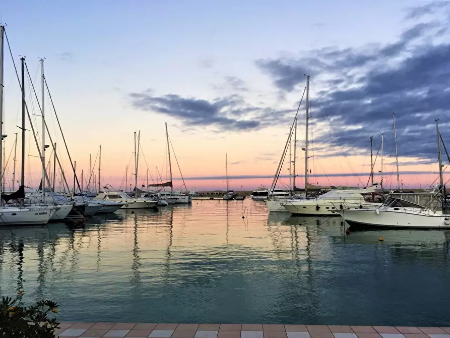 Immagine 6 di Appartamento in vendita  snc a Porto San Giorgio