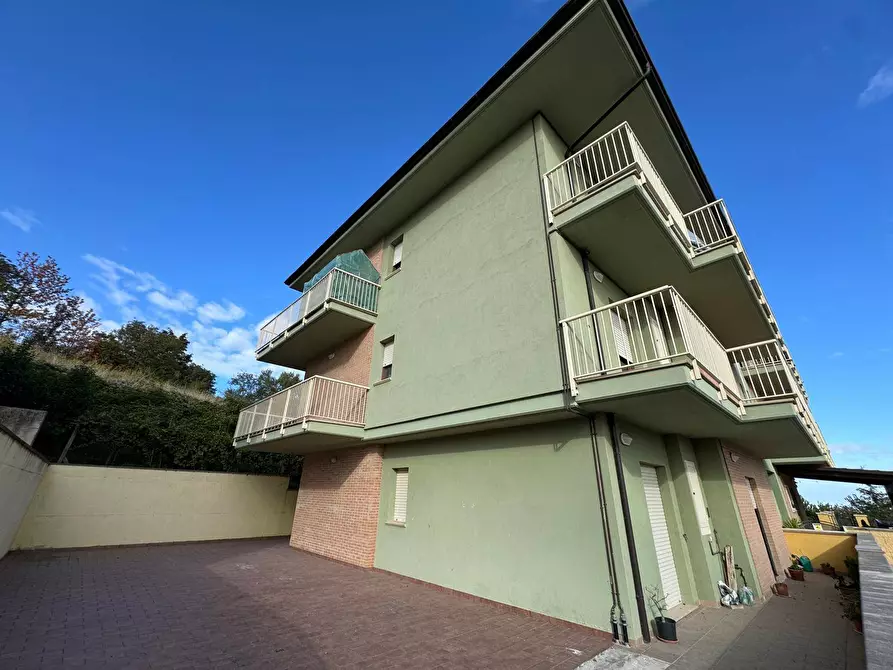 Immagine 5 di Appartamento in vendita  snc a Santa Vittoria In Matenano