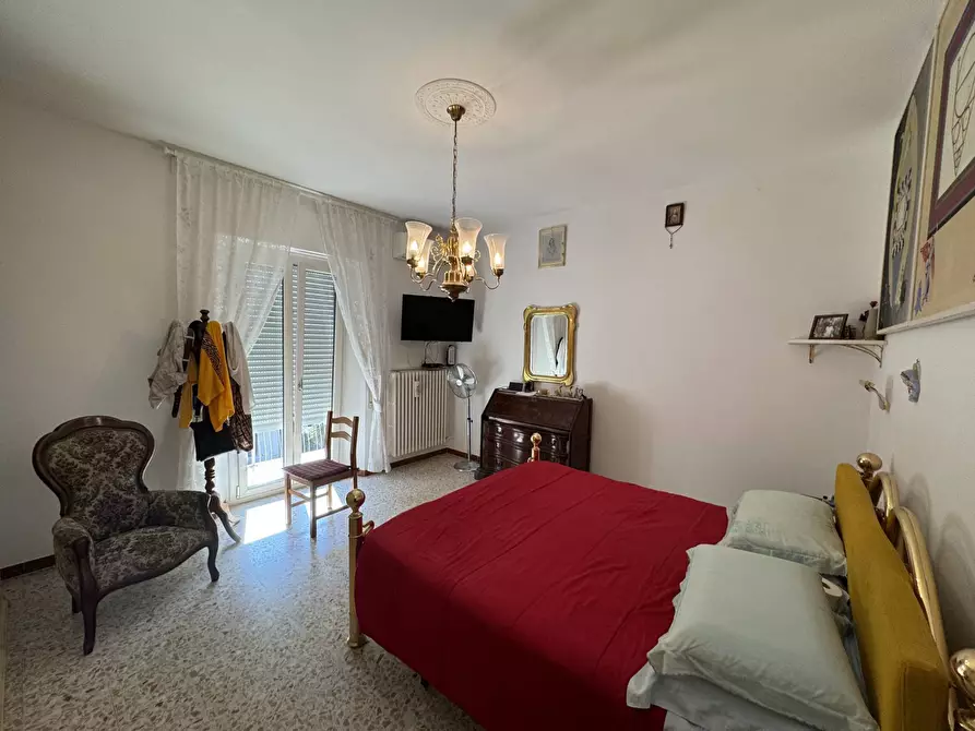 Immagine 10 di Appartamento in vendita  snc a Fermo