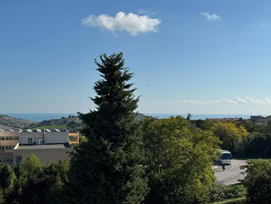 Immagine 1 di Appartamento in vendita  snc a Fermo