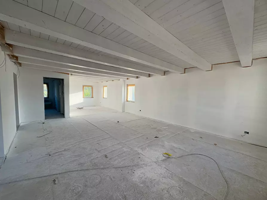 Immagine 4 di Casa indipendente in vendita  snc a Fermo