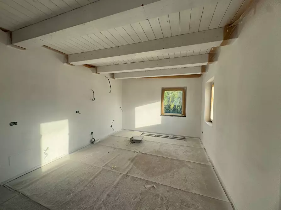 Immagine 10 di Casa indipendente in vendita  snc a Fermo