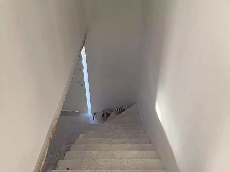 Immagine 11 di Casa indipendente in vendita  snc a Fermo