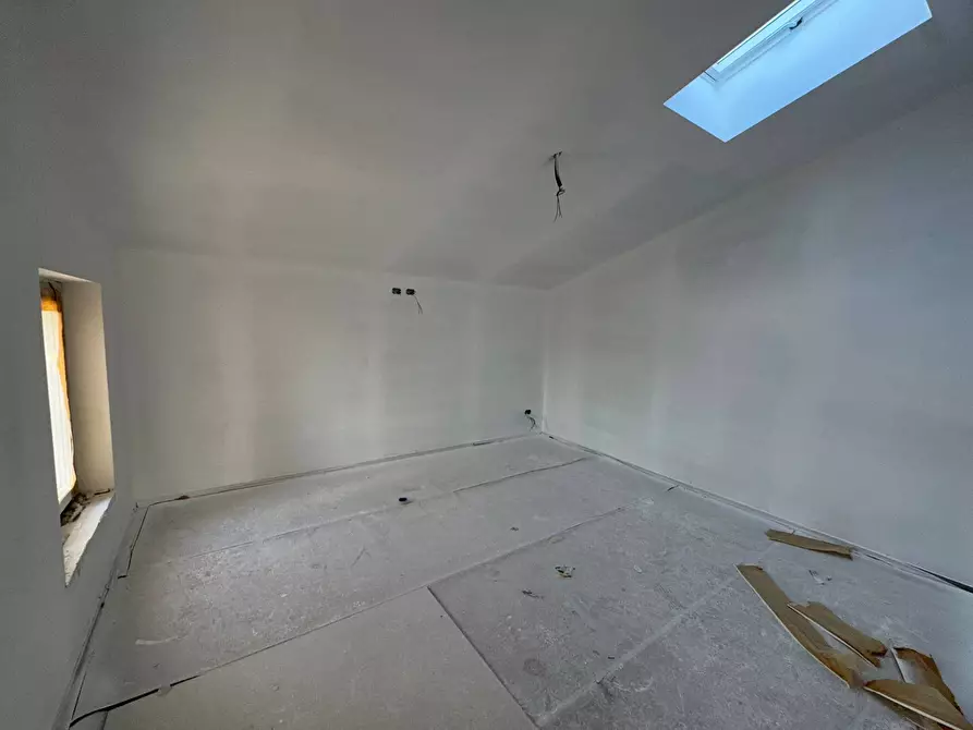 Immagine 14 di Casa indipendente in vendita  snc a Fermo