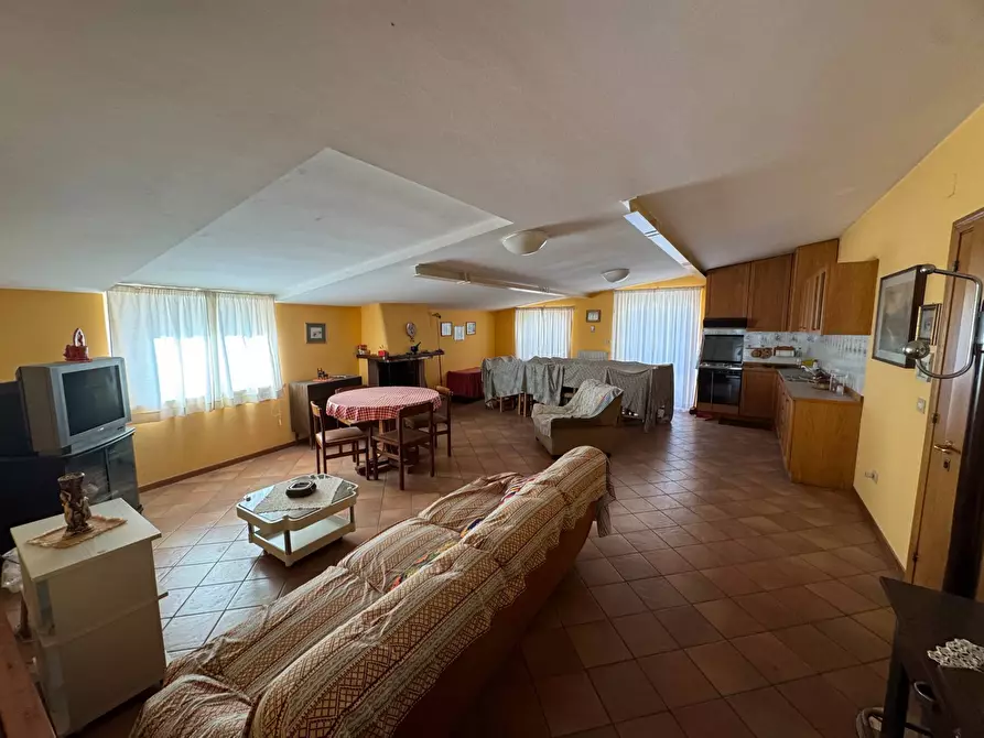 Immagine 18 di Appartamento in vendita  in Via Giotto snc a Torre San Patrizio