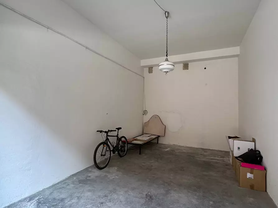 Immagine 1 di Box auto in vendita  a Porto San Giorgio