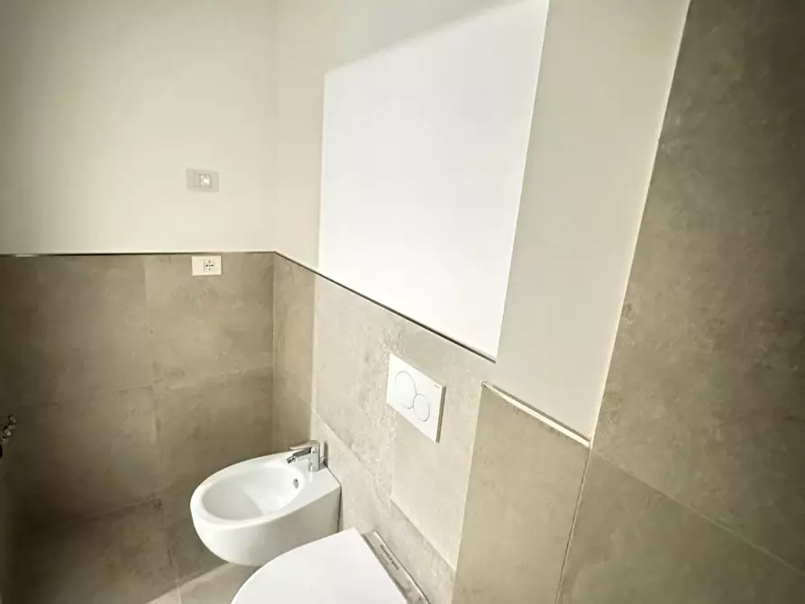 Immagine 10 di Appartamento in vendita  snc a Porto San Giorgio