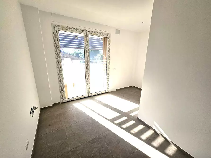 Immagine 3 di Appartamento in vendita  snc a Fermo