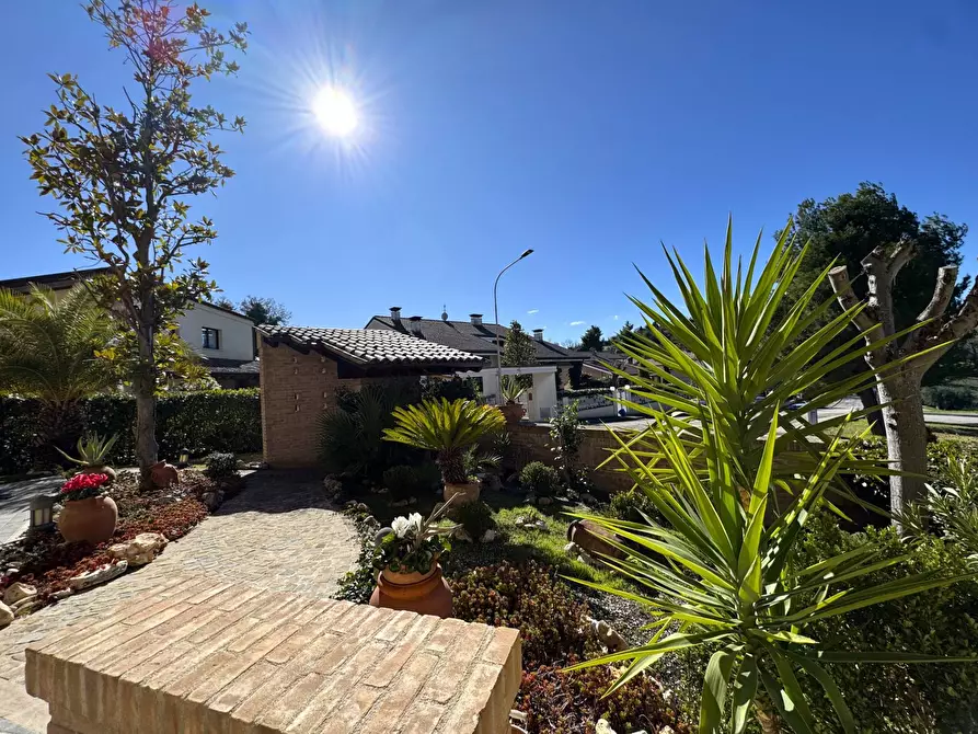 Immagine 7 di Villa in vendita  in via Luigi Einaudi a Grottazzolina