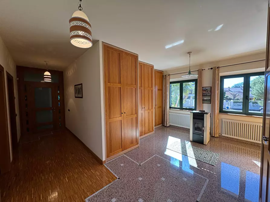 Immagine 12 di Villa in vendita  in via Luigi Einaudi a Grottazzolina