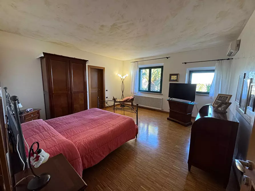 Immagine 13 di Villa in vendita  in via Luigi Einaudi a Grottazzolina