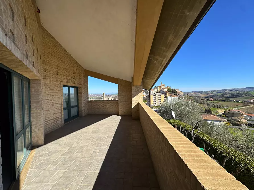 Immagine 22 di Villa in vendita  in via Luigi Einaudi a Grottazzolina