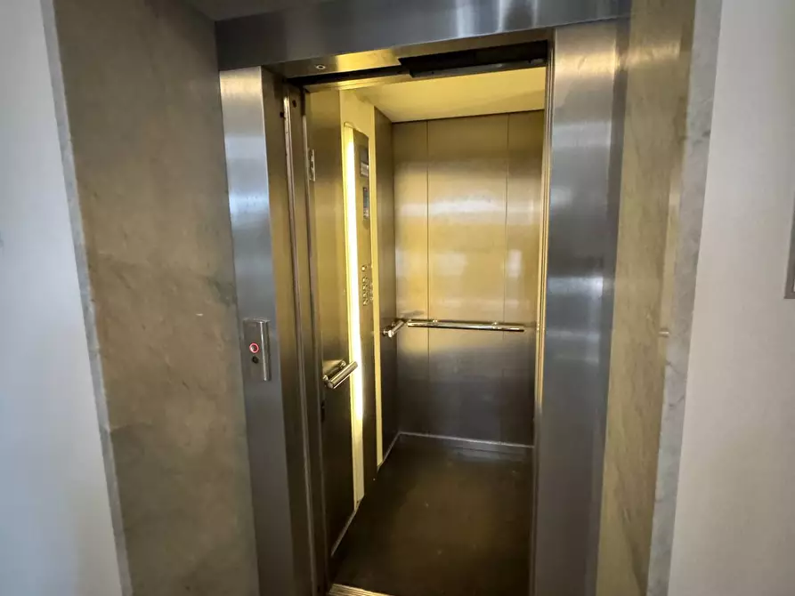 Immagine 22 di Appartamento in vendita  in Via della Repubblica a Porto San Giorgio