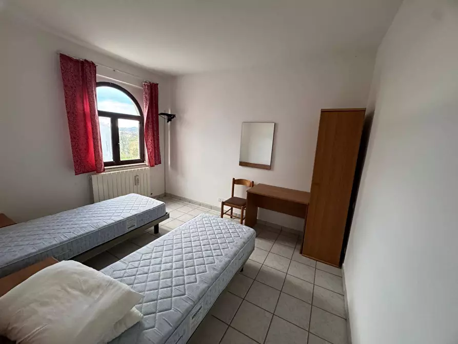 Immagine 5 di Casa indipendente in vendita  in Piazza Mario Cifola snc a Montottone