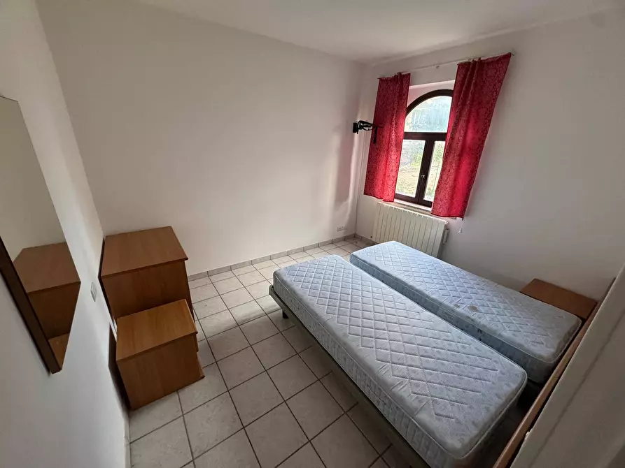 Immagine 10 di Casa indipendente in vendita  in Piazza Mario Cifola snc a Montottone