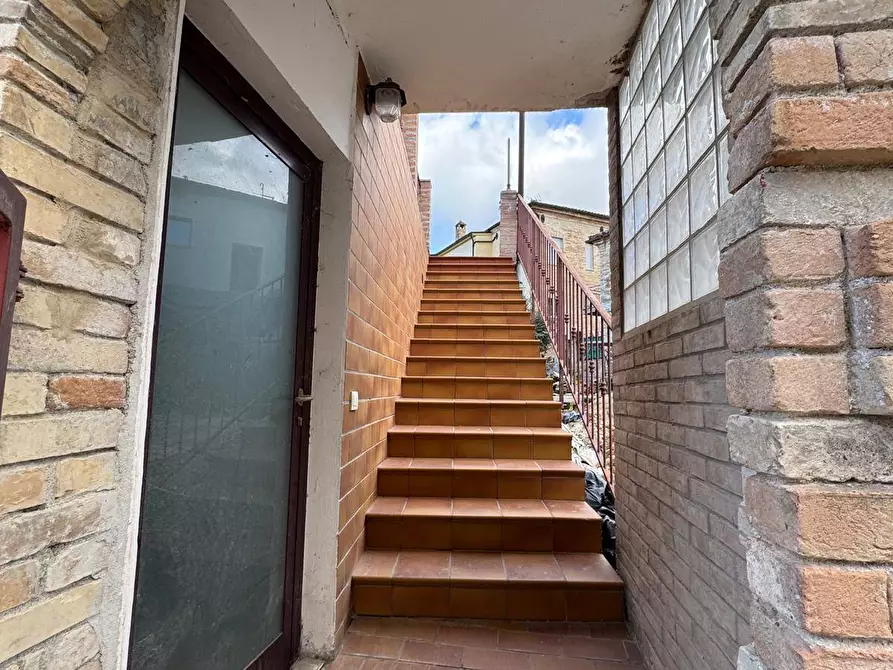 Immagine 3 di Casa indipendente in vendita  in Piazza Mario Cifola snc a Montottone