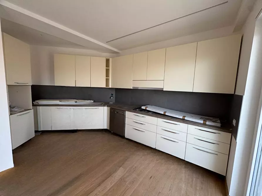 Immagine 9 di Appartamento in vendita  in Via Lauro Rossi snc a Fermo