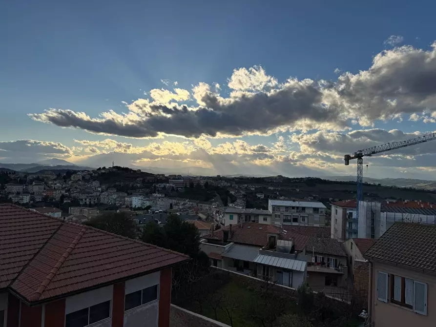Immagine 1 di Appartamento in vendita  in Piazzale della Ricostruzione 12 a Fermo