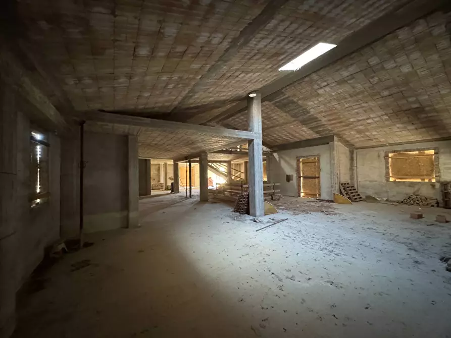Immagine 8 di Villa in vendita  in Contrada Castrucciari snc a Montegiorgio