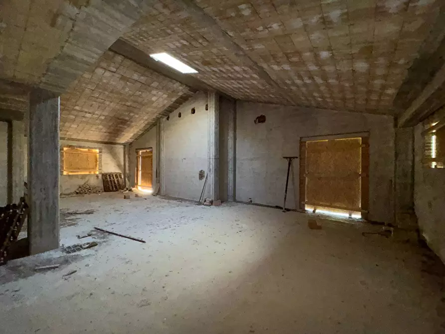 Immagine 11 di Villa in vendita  in Contrada Castrucciari snc a Montegiorgio