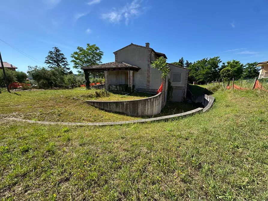 Immagine 17 di Villa in vendita  in Contrada Castrucciari snc a Montegiorgio