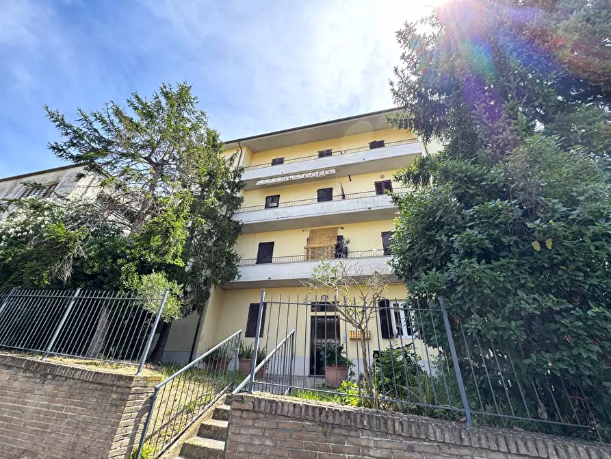 Immagine 1 di Appartamento in vendita  in via Incancellata a Monte Urano
