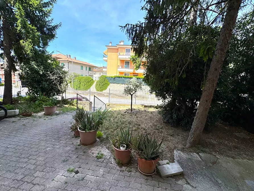 Immagine 15 di Appartamento in vendita  in via Incancellata a Monte Urano