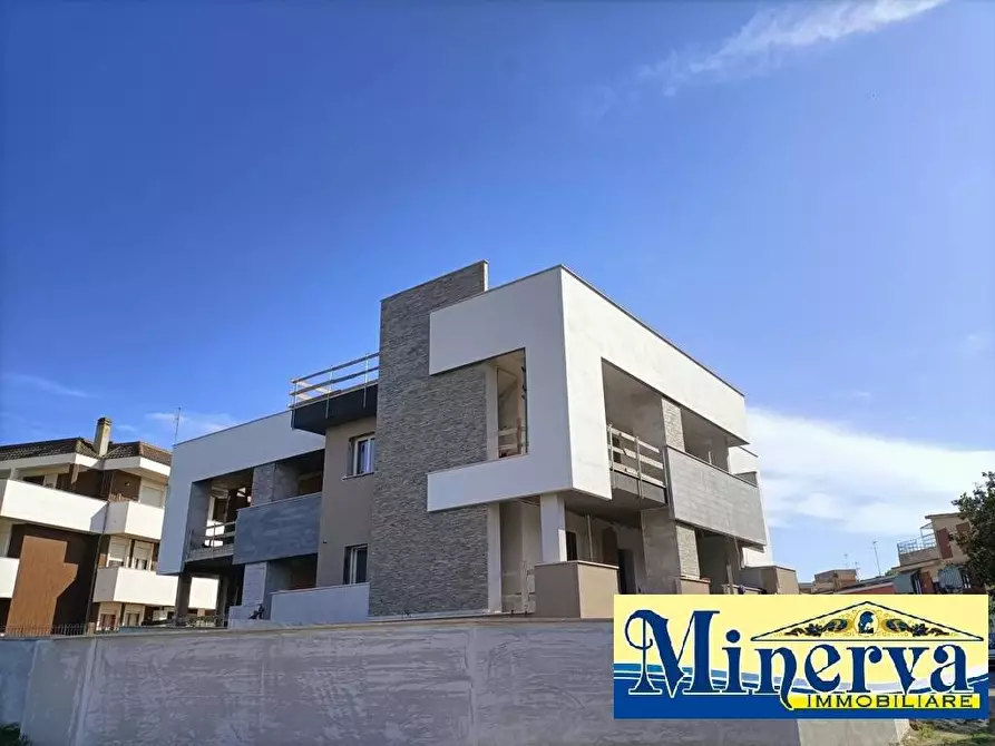 Immagine 2 di Villa in vendita  in Via degli Etruschi a Anzio