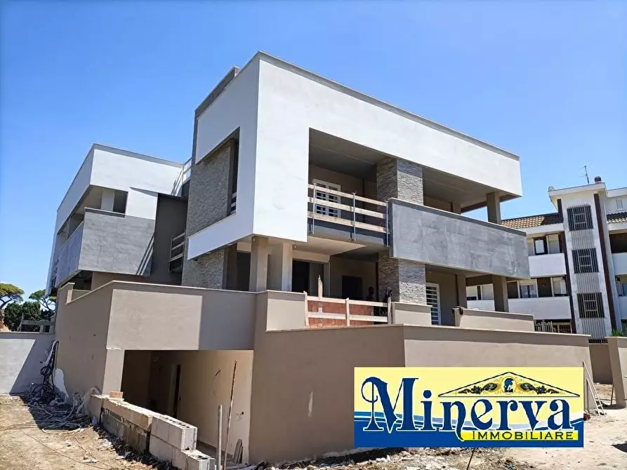 Immagine 29 di Villa in vendita  in Via degli Etruschi a Anzio