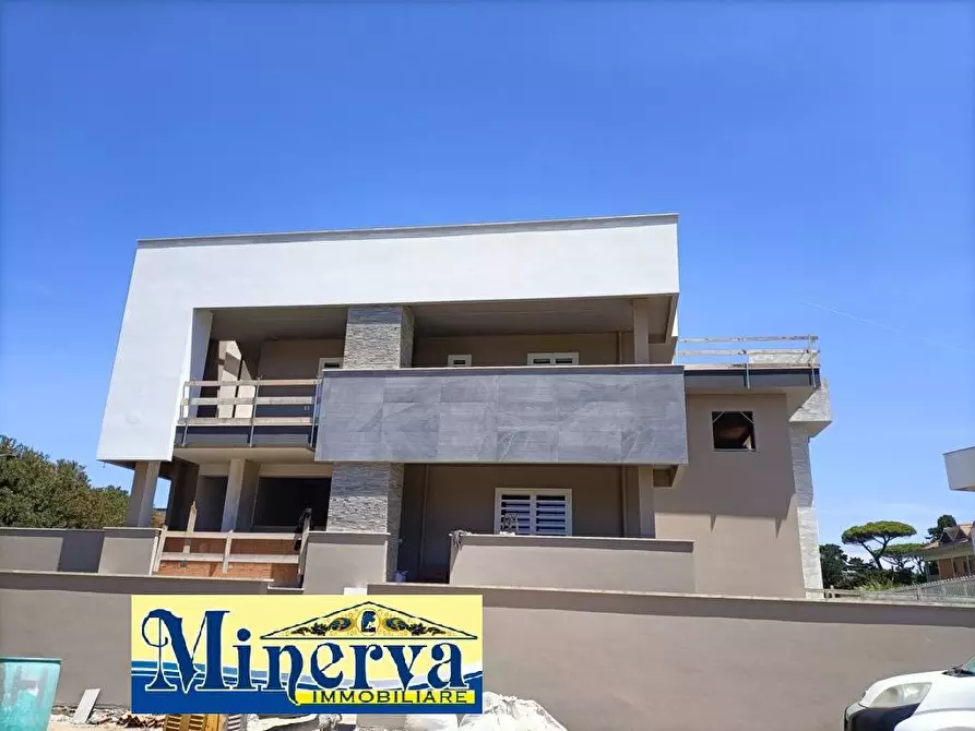 Immagine 39 di Villa in vendita  in Via degli Etruschi a Anzio