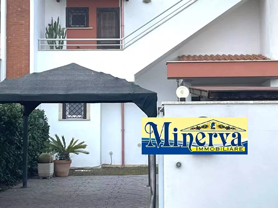 Immagine 15 di Villetta a schiera in vendita  in via di valle palomba a Anzio